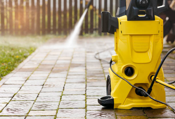Playground Equipment Cleaning in Brady, TX